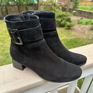 Mephisto suede ankle booties